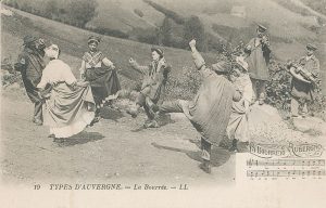 Postcard depicting of Auvergnat Bourrees
